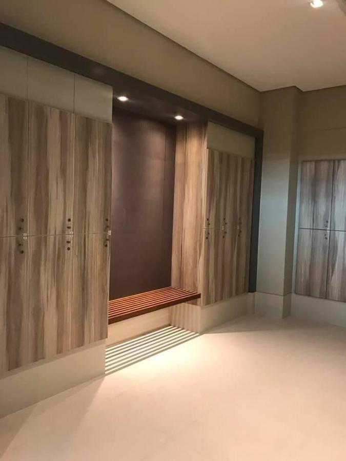 Studio At Viceroy T4 Florence Way Манила Экстерьер фото
