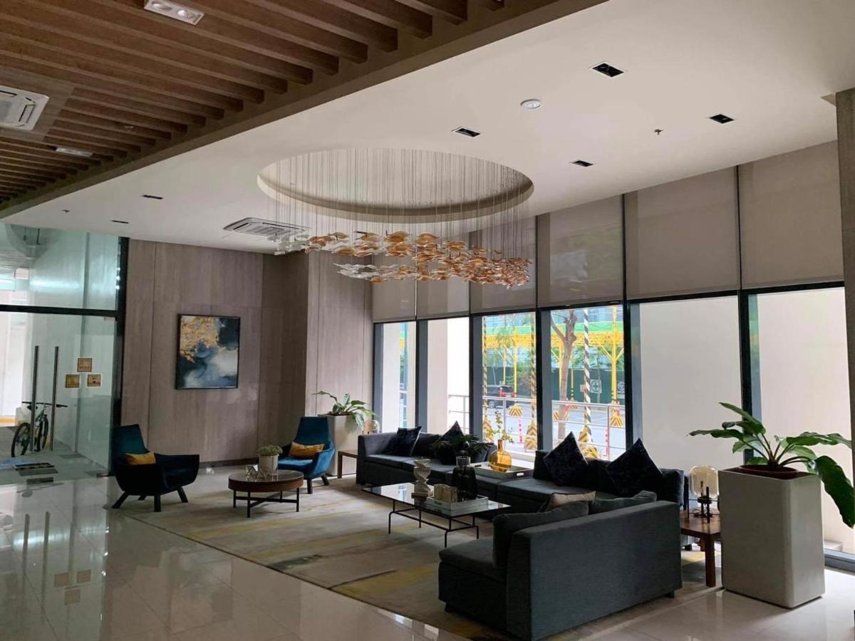Studio At Viceroy T4 Florence Way Манила Экстерьер фото